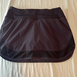 Lululemon athletica mesh skirt size 2